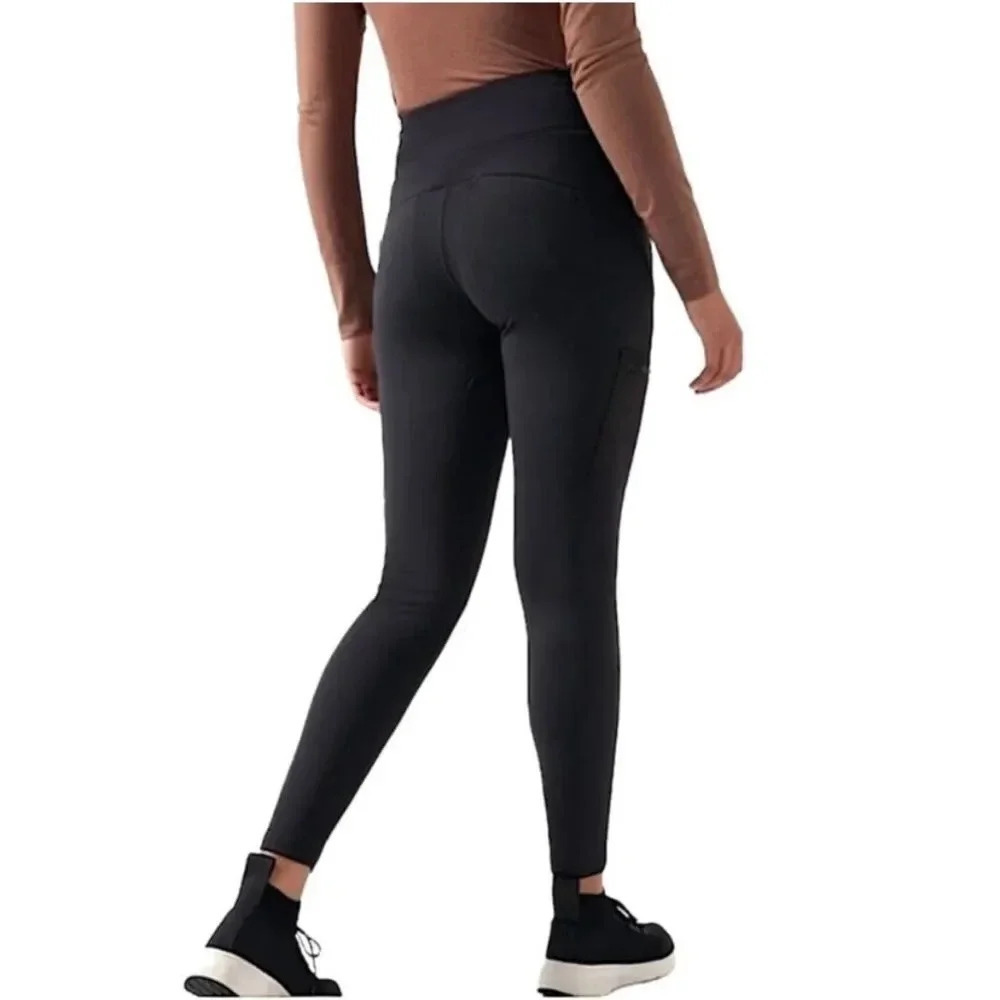 Athleta Headlands Hybrid Cargo Pants in Black Size 4 - Picture 2 of 16
